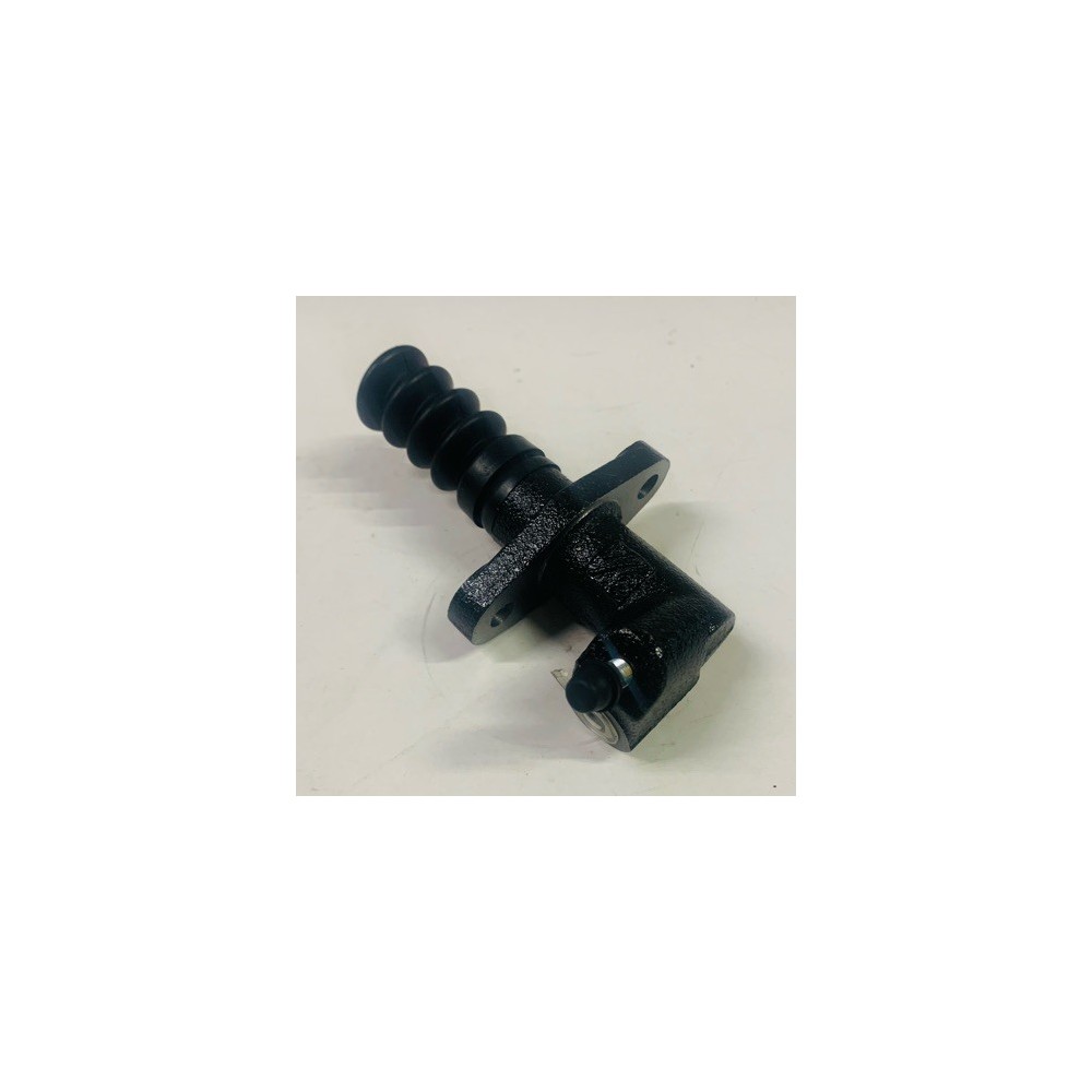 CLUTCH SLAVE CYLINDER TRITON L200