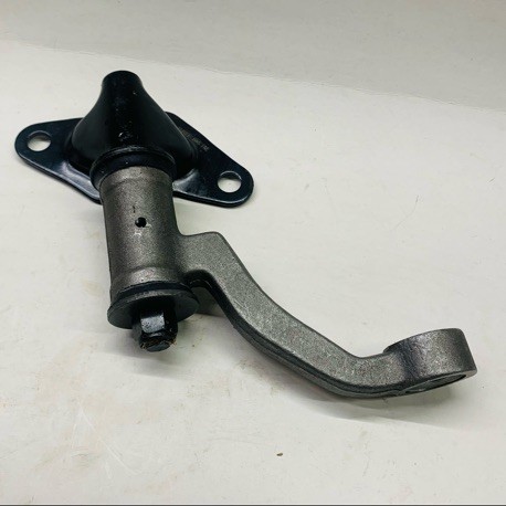 DATSUN 120Y IDLER ARM JAPAN