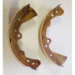 NISSAN 720 P/UP REAR BRAKE SHOES