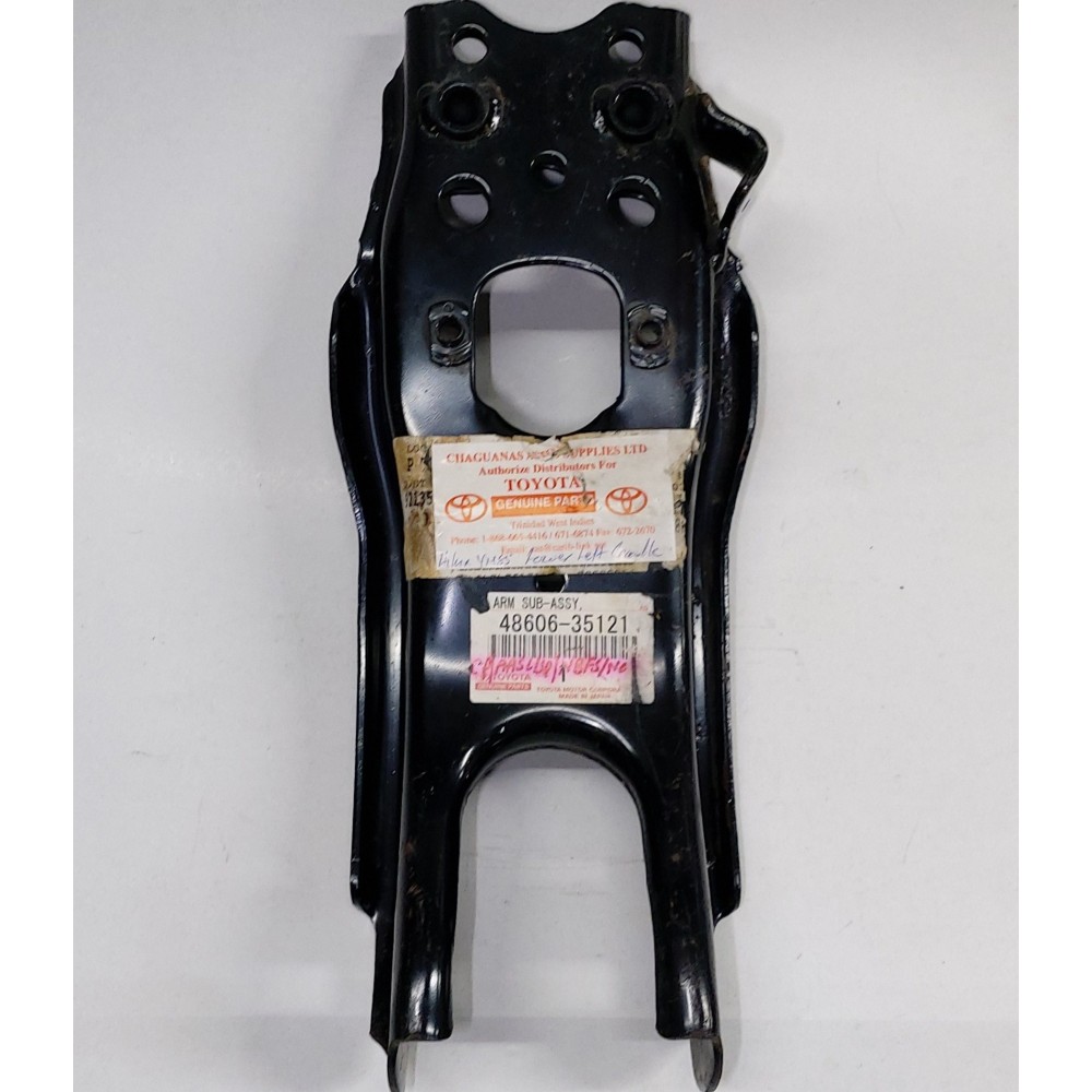 CONTROL ARM LOWER LH RN80 HILUX TOYOTA