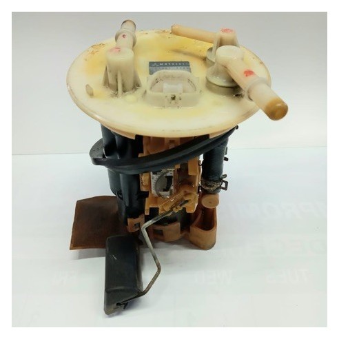 SUZUKI CARRY 15100-79102 FUEL PUMP