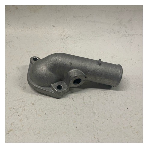 THERMOSTAT HOUSING TOYOTA CRESSIDA 21R
