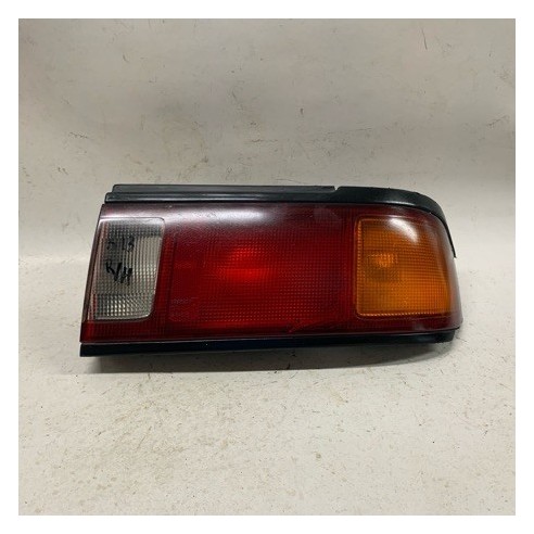 TAIL LAMP RH NISSAN SENTRA B13 1989