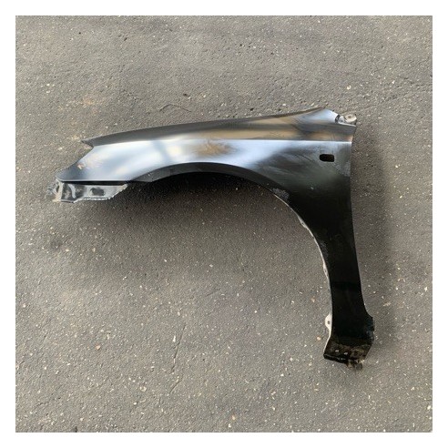 FRONT FENDER LH W/HOLE TOYOTA COROLLA NZE121 2001