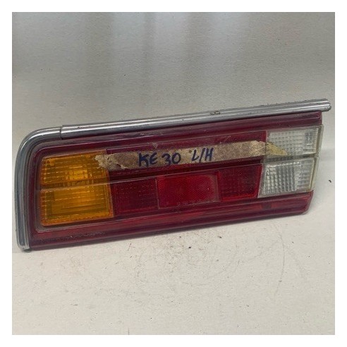 TAIL LAMP TOYOTA COROLLA KE30 LH