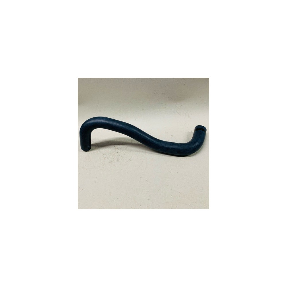 LOWER RADIATOR HOSE MITSUBISHI SPORTERO TRITON