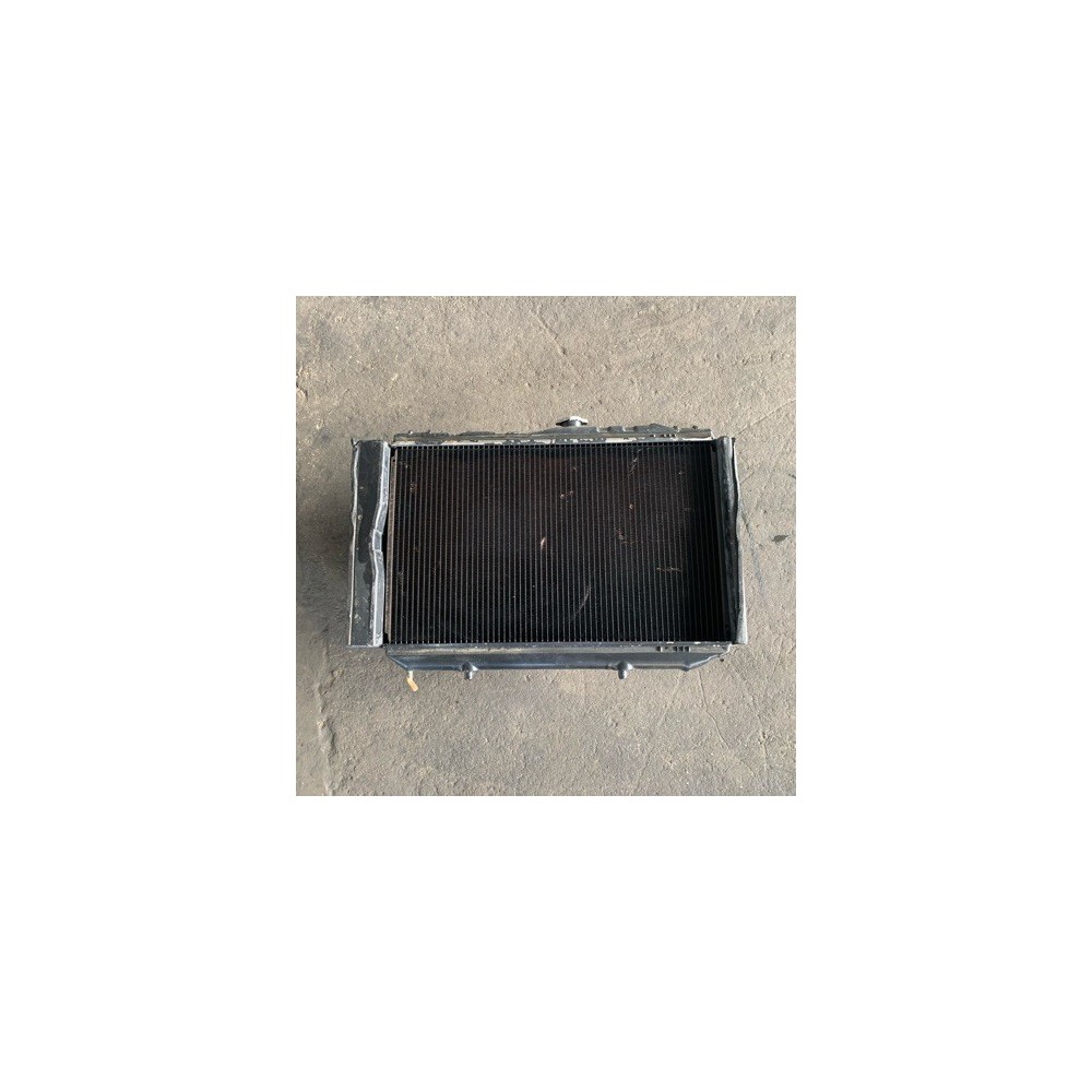 RADIATOR WITH SHROUD TOYOTA CRESSIDA RX70 MANUAL