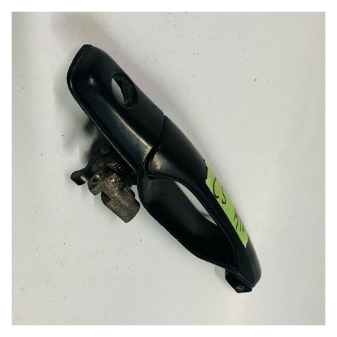 FRONT OUTER DOOR HANDLE MITSUBISHI LANCER CS RH