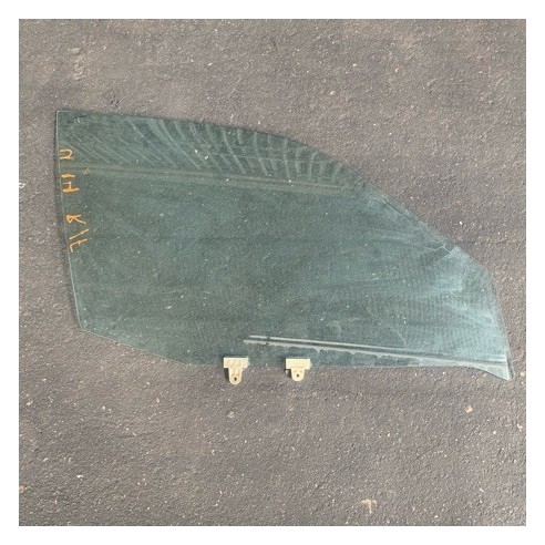 FRONT RH DOOR GLASS NISSAN BLUEBIRD U14