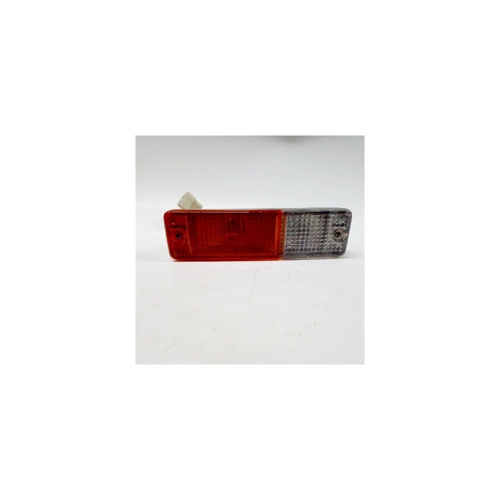 BUMPER LAMP LH NISSAN PICKUP 720