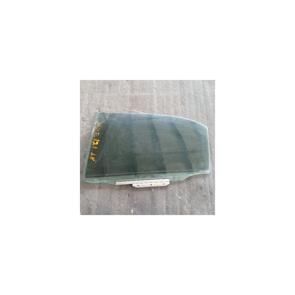 REAR LH DOOR GLASS TOYOTA COROLLA NZE121