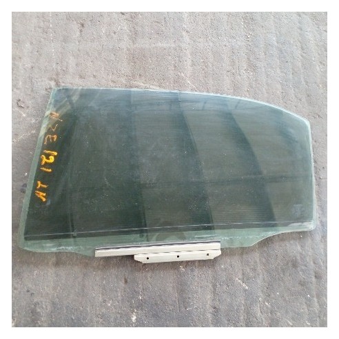 REAR LH DOOR GLASS TOYOTA COROLLA NZE121